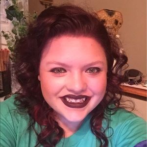 Meet your Posher, Samantha