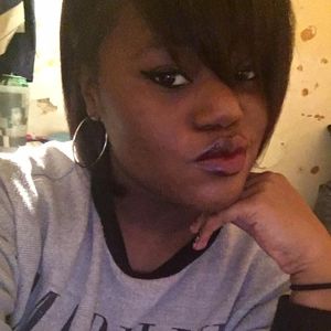 Meet your Posher, Sierra