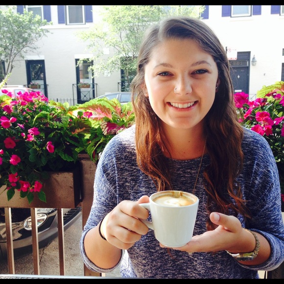 Meet your Posher, Kelly