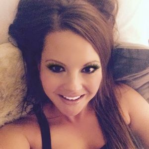 Meet your Posher, Robyn