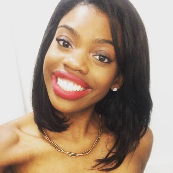 Meet your Posher, Maya