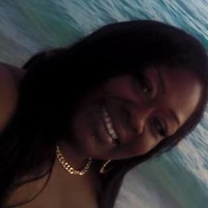 Meet your Posher, Alanda