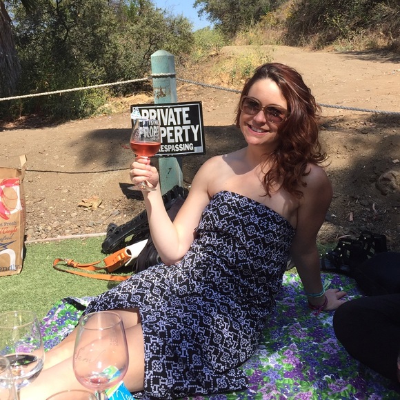 Meet your Posher, Kelsii - Picture 2 of 4