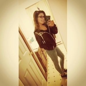 Meet your Posher, Skyla