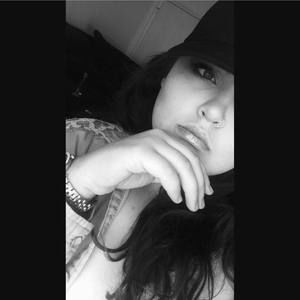 Meet your Posher, Nikki