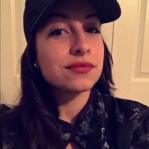 Meet your Posher, Cristina