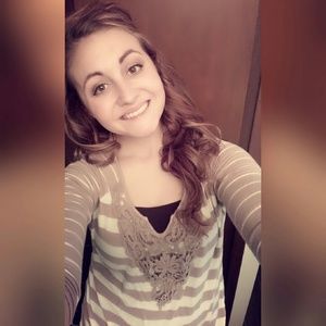 Meet your Posher, Katelyn