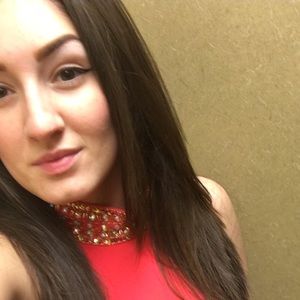 Meet your Posher, Amber