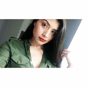 Meet your Posher, Justine