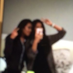 Meet your Posher, Julia