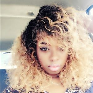 Meet your Posher, Latoya