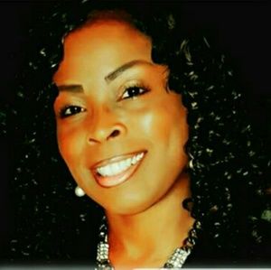 Meet your Posher, Elder tonya