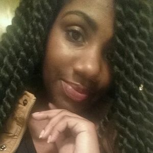 Meet your Posher, Kim