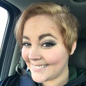 Meet your Posher, Holly