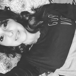 Meet your Posher, Aracely