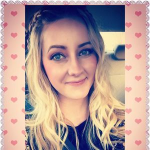 Meet your Posher, Aly