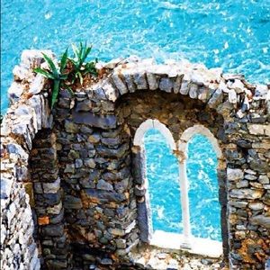 Meet your Posher, Avery