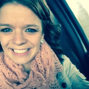 Meet your Posher, Amanda