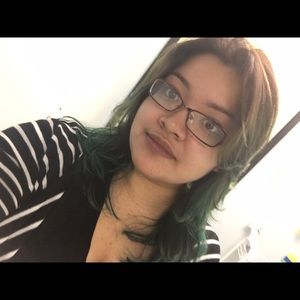 Meet your Posher, Karina