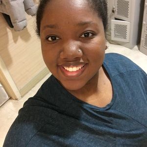 Meet your Posher, Maya