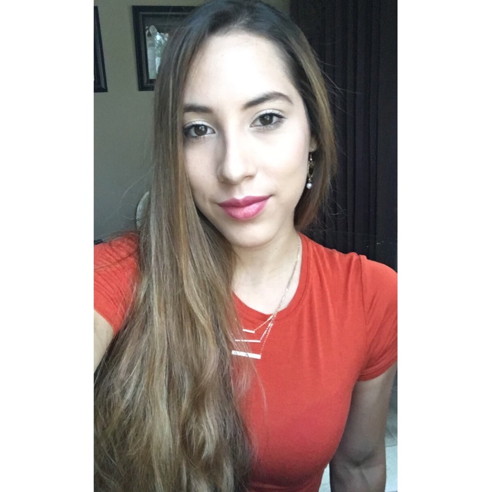 Meet your Posher, Leslie