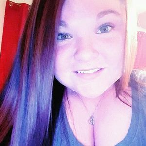 Meet your Posher, Ashleigh