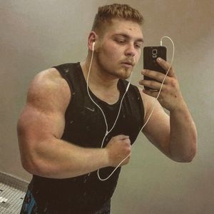 Meet your Posher, Daniel