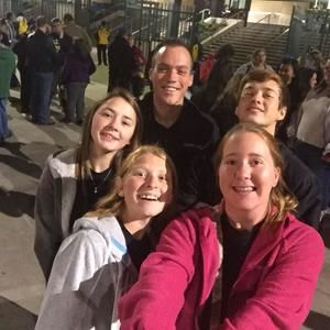 Meet your Posher, Shay