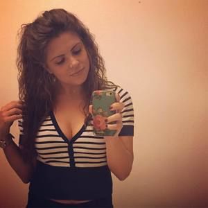 Meet your Posher, Trisha maria