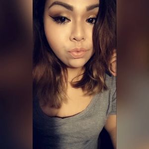 Meet your Posher, April