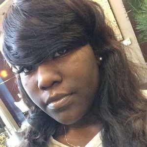 Meet your Posher, Toni