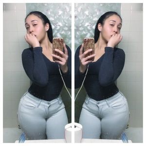 Meet your Posher, Chrissy