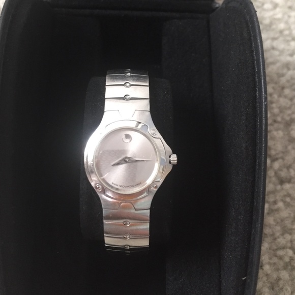 MOVADO WATCH WITH ORIGINAL BOX! main image 4