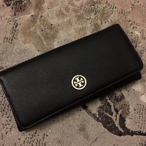 Tory Burch Leather wallet