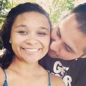 Meet your Posher, Lela