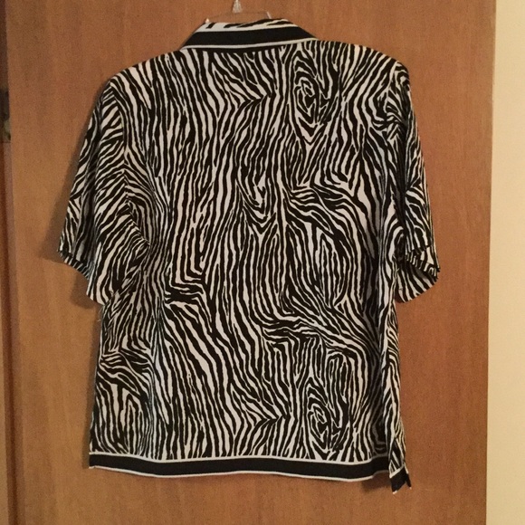 Blouse - Picture 2 of 2