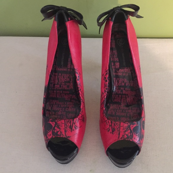 JustFab Sexy Pumps
