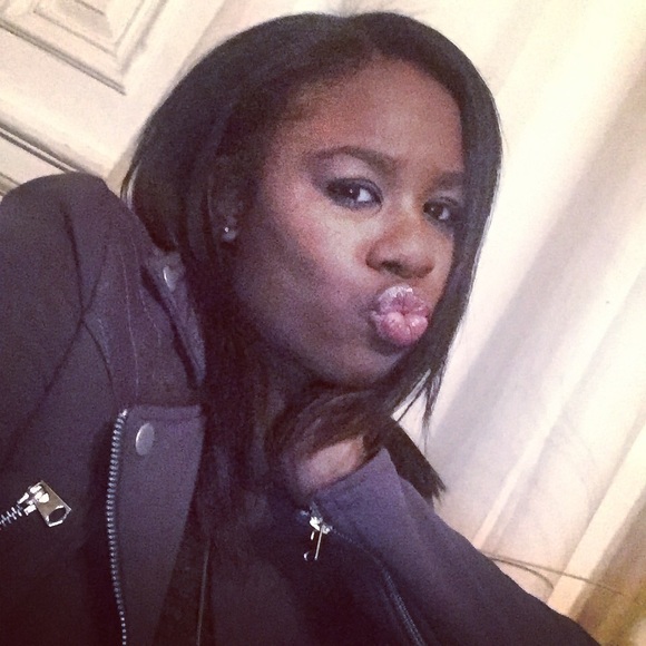 Meet your Posher, hello I am quetta !! ๐๐๐ - Picture 2 of 2