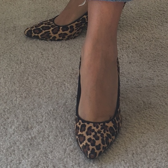 Nine West leopard pumps