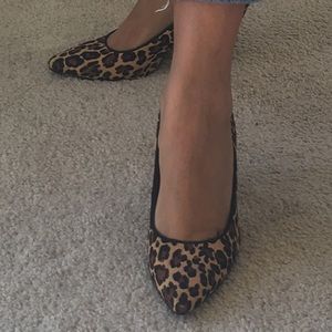 Nine West leopard pumps