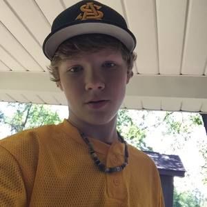 Meet your Posher, Zachary