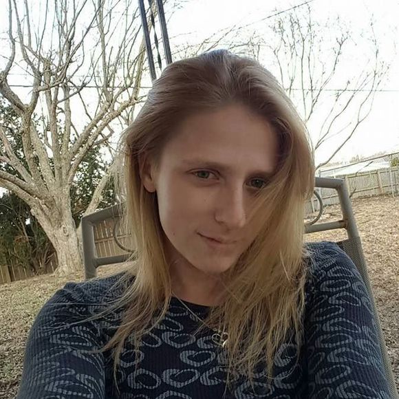 Meet your Posher, Brittany