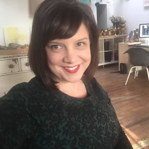 Meet your Posher, Amanda - Picture 1 of 1
