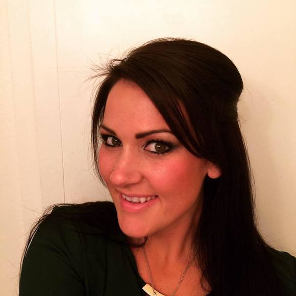 Meet your Posh Ambassador, Jessica - Picture 2 of 2