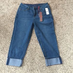 ****WEEKEND SALE****Liverpool jean capris