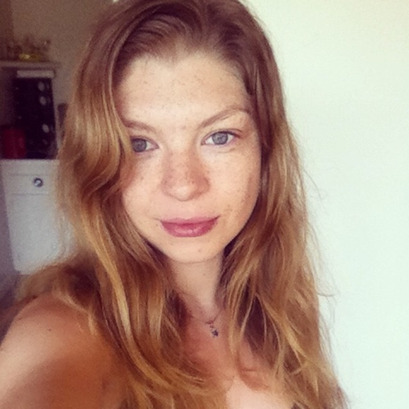 Meet your Posher, Alina