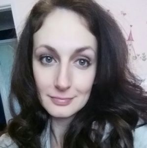 Meet your Posher, Alecia