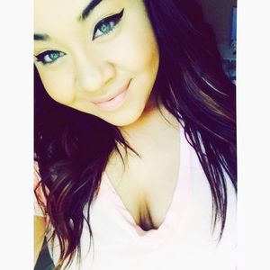 Meet your Posher, Lianna