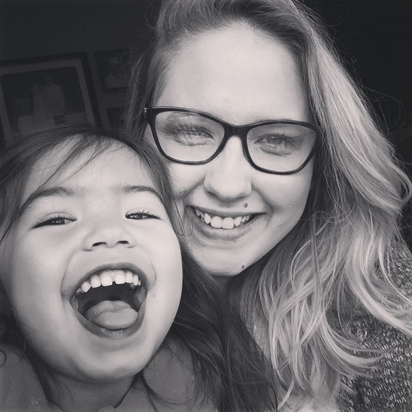 Meet your Posher, Beth - Picture 1 of 1