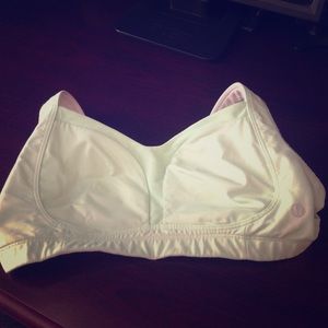 Lululemon high impact sports bra